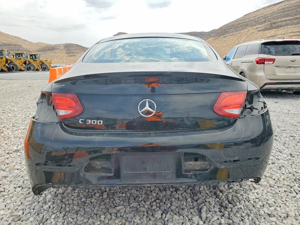 2017 Mercedes-benz C მანქანა იყიდება აუქციონზე, vin: WDDWJ4JB0HF524679, აუქციონის ნომერი: 64724016