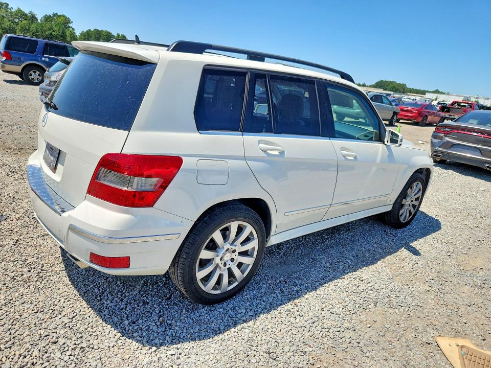 2011 Mercedes-benz Glk მანქანა იყიდება აუქციონზე, vin: WDCGG5GBXBF697881, აუქციონის ნომერი: 64927856