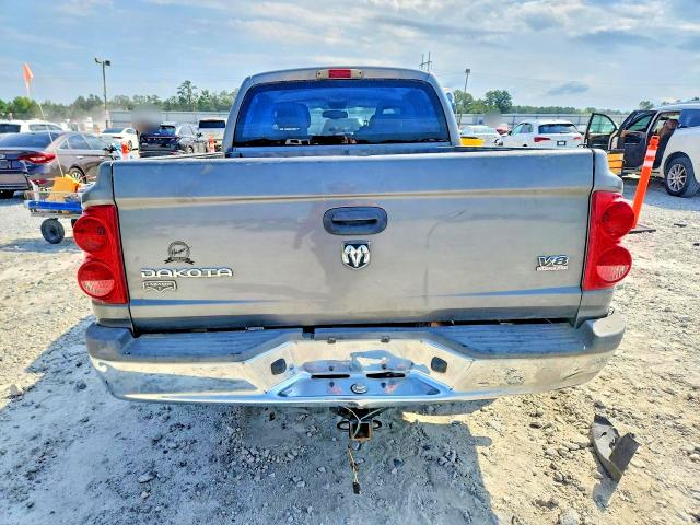 64678636 :رقم المزاد ، 1D7HE58N15S133093 vin ، 2005 Dodge Dakota مزاد بيع