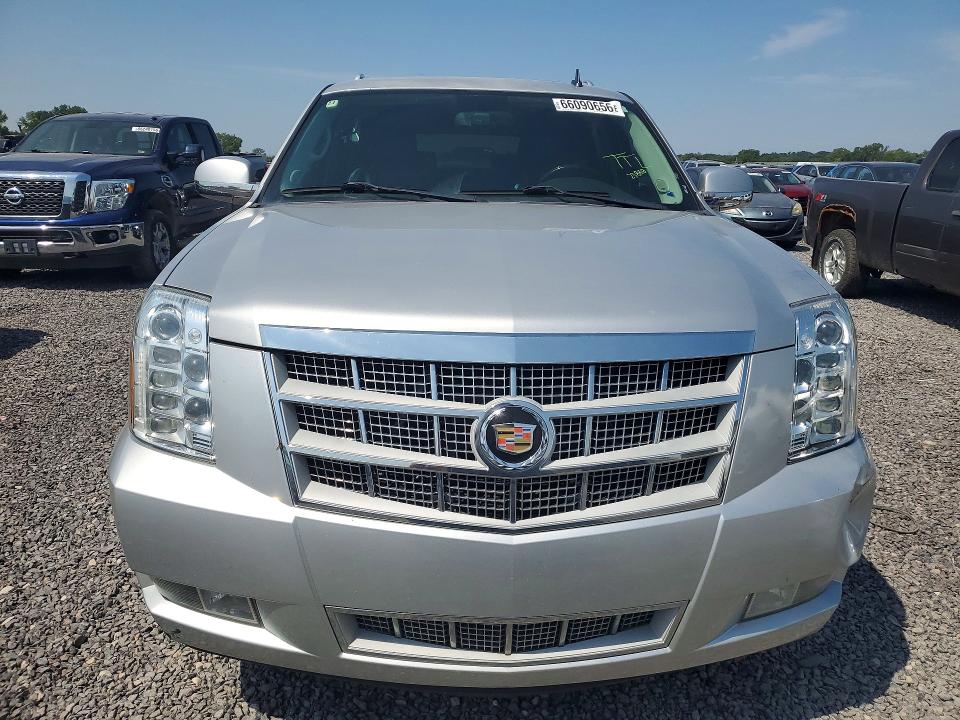 Продажа на аукционе авто 2023 Cadillac Escalade, vin: 1GYS4KEF0DR228162, номер лота: 66090656