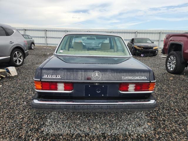 66616096 :رقم المزاد ، WDBAB33A8DB018940 vin ، 1983 Mercedes-benz 300 مزاد بيع