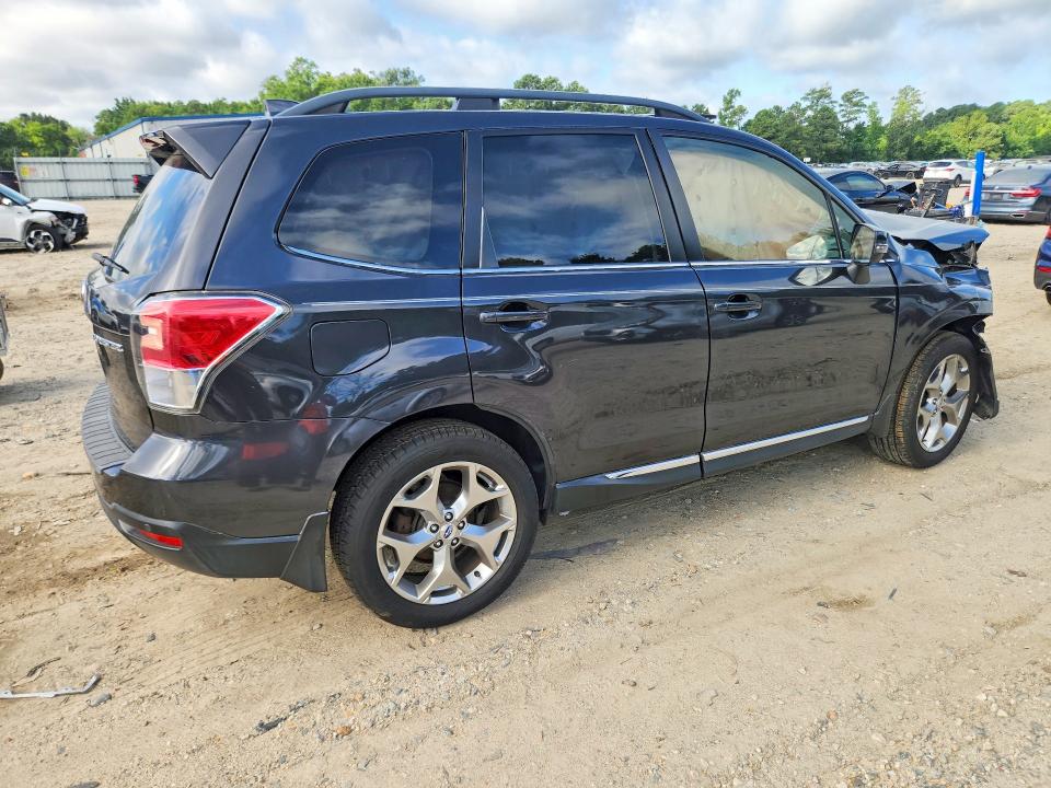 63777496 :رقم المزاد ، JF2SJAWC3JH472047 vin ، 2018 Subaru Forester مزاد بيع