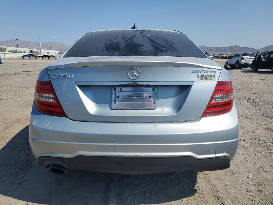 Продаж на аукціоні авто 2013 Mercedes-benz C, vin: WDDGF4HB6DR273431, номер лоту: 64643746