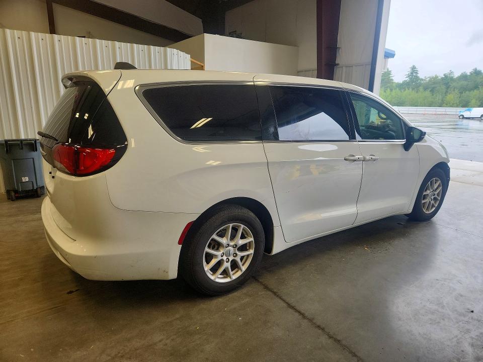 62608176 :رقم المزاد ، 2C4RC1CG7RR190931 vin ، 2024 Chrysler Voyager مزاد بيع