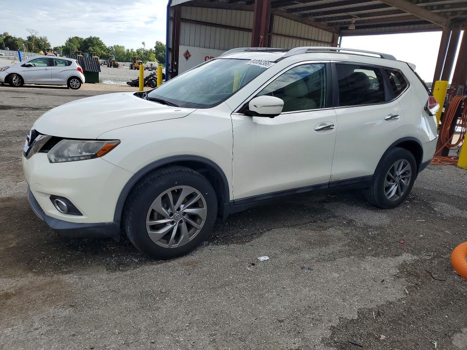 64004366 :رقم المزاد ، 5N1AT2MV9FC896007 vin ، 2015 Nissan Rogue مزاد بيع