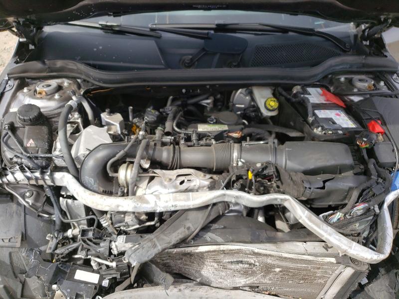 67061396 :رقم المزاد ، WDDSJ4EB9JN598302 vin ، 2018 Mercedes-benz Cla مزاد بيع