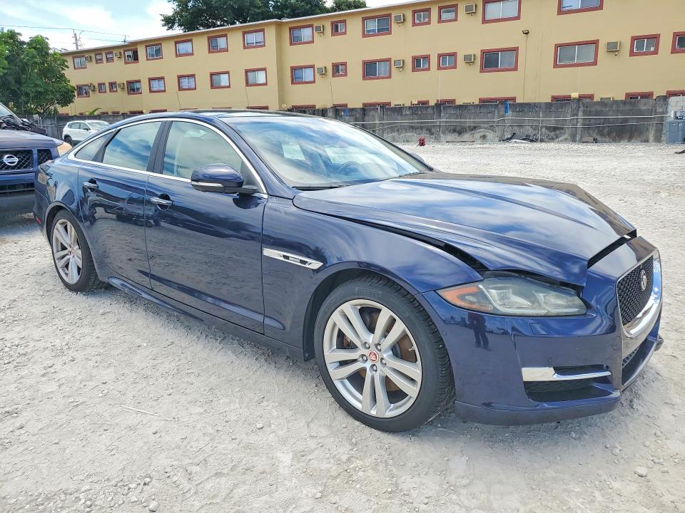 64558386 :رقم المزاد ، SAJWA1C7XK8W19636 vin ، 2019 Jaguar Xj مزاد بيع