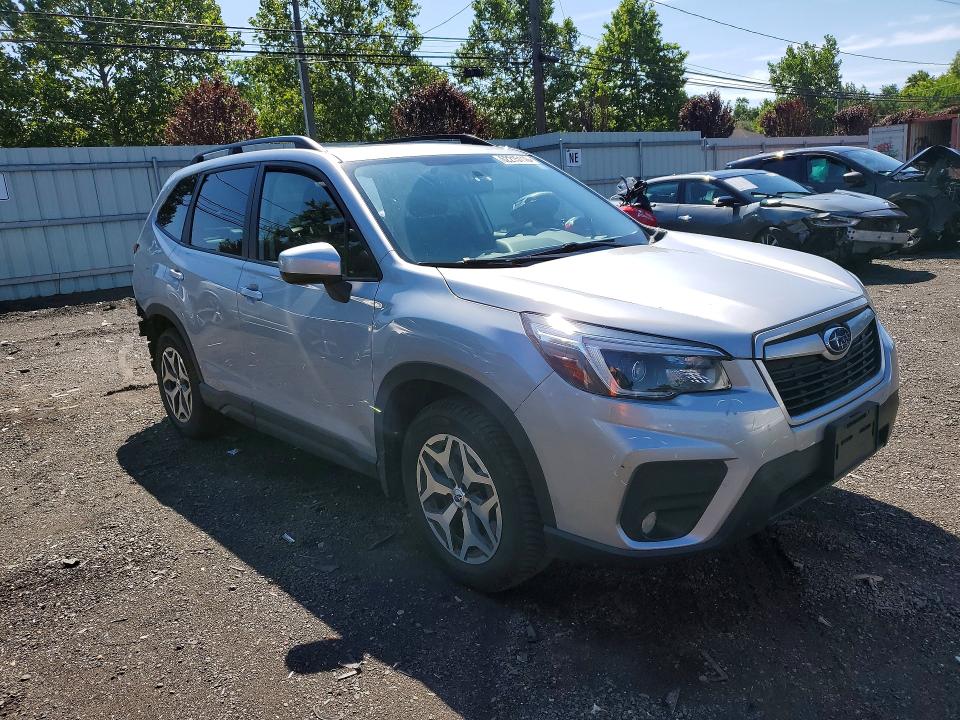 2021 Subaru Forester მანქანა იყიდება აუქციონზე, vin: JF2SKAJC5MH488310, აუქციონის ნომერი: 62215116