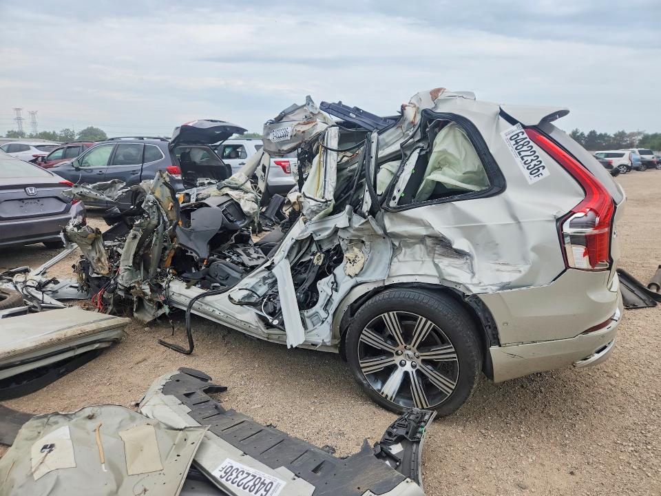 Aukcja sprzedaży 2022 Volvo Xc90, vin: YV4A221L3N1832031, numer aukcji: 64822336