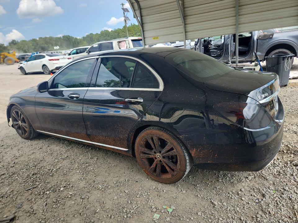 64135986 :رقم المزاد ، 55SWF4JB8JU241094 vin ، 2018 Mercedes-benz C مزاد بيع