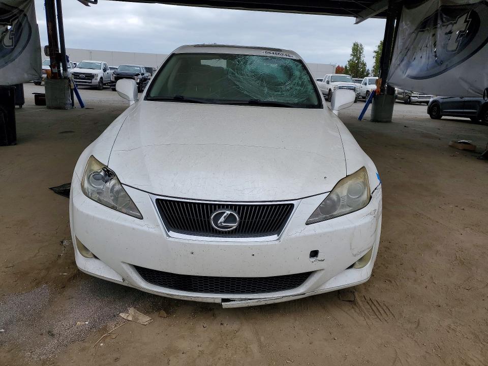 66486246 :رقم المزاد ، JTHBE262375017028 vin ، 2007 Lexus Is مزاد بيع