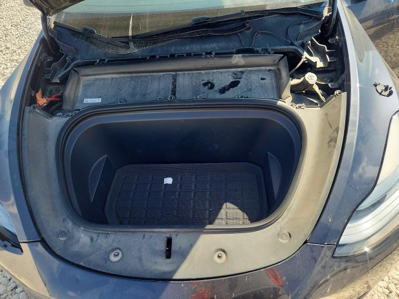 67245996 :رقم المزاد ، 7SAYGDEDXSA342416 vin ، 2025 Tesla Model Y مزاد بيع