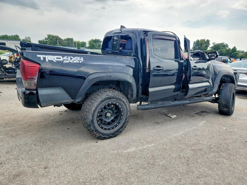 Aukcja sprzedaży 2017 Toyota Tacoma, vin: 5TFCZ5AN3HX062876, numer aukcji: 64464046