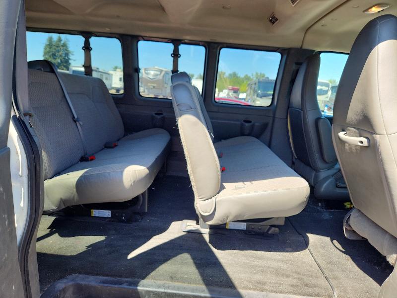 64051586 :رقم المزاد ، 1GAZGPFPXJ1268431 vin ، 2018 Chevrolet Express G3500 مزاد بيع