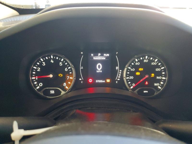 66431246 :رقم المزاد ، ZACCJBBT5FPB98526 vin ، 2015 Jeep Renegade مزاد بيع