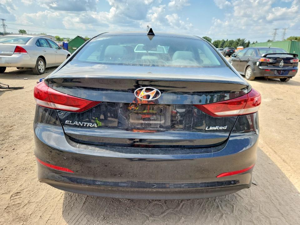 65960956 :رقم المزاد ، 5NPD84LF0HH072624 vin ، 2017 Hyundai Elantra مزاد بيع