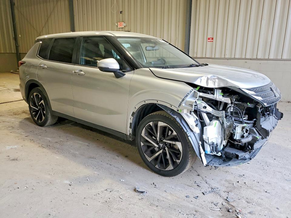 Продажа на аукционе авто 2024 Mitsubishi Outlander, vin: JA4J4VA87RZ017178, номер лота: 64814746