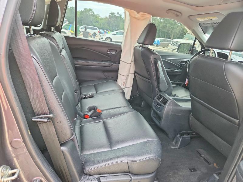 Продаж на аукціоні авто 2017 Honda Pilot, vin: 5FNYF6H69HB054083, номер лоту: 63730406