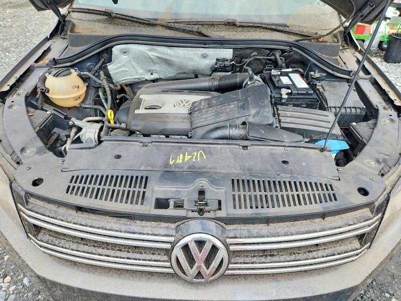 2016 Volkswagen Tiguan მანქანა იყიდება აუქციონზე, vin: WVGAV7AX6GW524217, აუქციონის ნომერი: 65171316