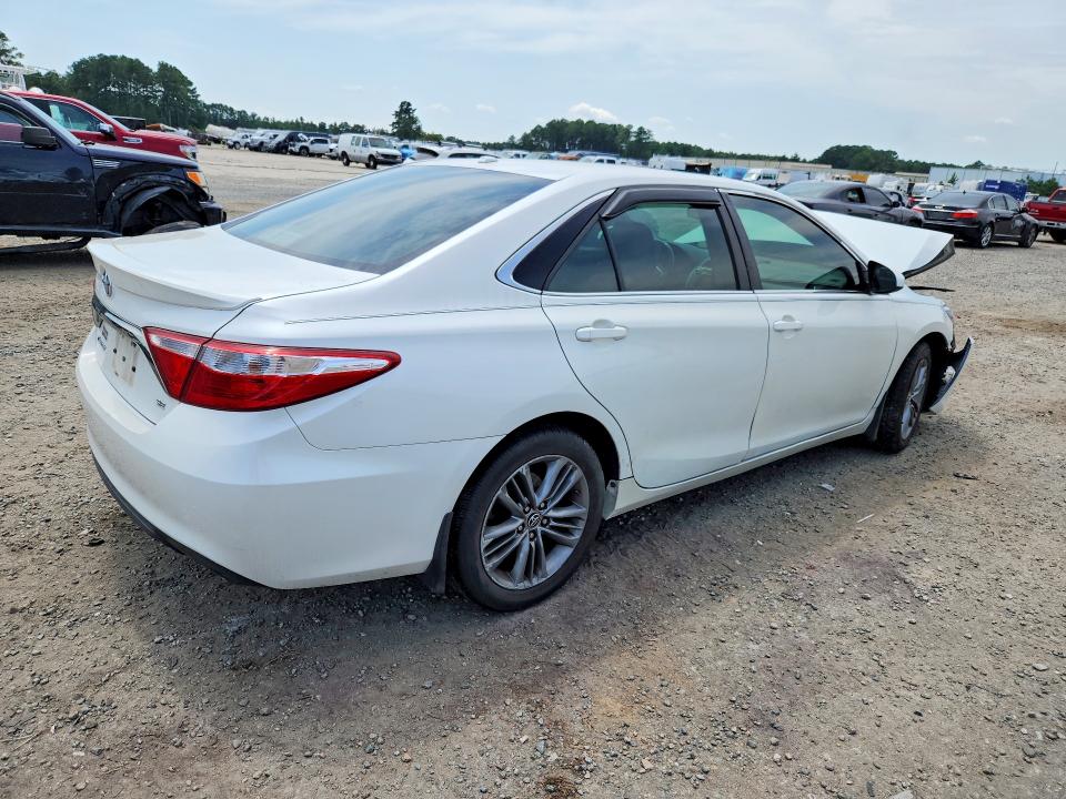Продаж на аукціоні авто 2015 Toyota Camry, vin: 4T1BF1FK2FU077102, номер лоту: 64516246
