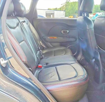 62482156 :رقم المزاد ، KNDJP3A51J7622594 vin ، 2018 Kia Soul مزاد بيع