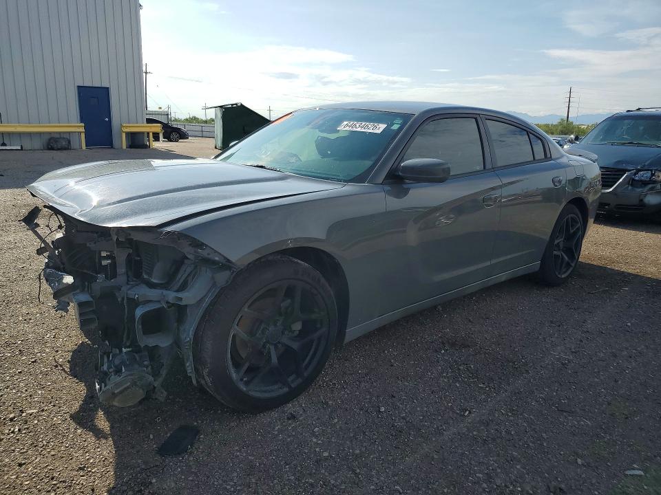 64634626 :رقم المزاد ، 2C3CDXBGXHH551861 vin ، 2017 Dodge Charger مزاد بيع