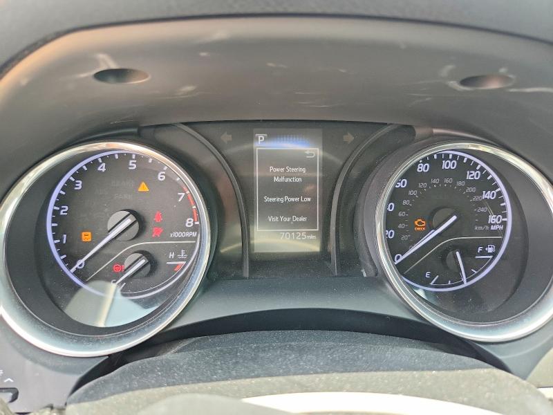 2019 Toyota Camry მანქანა იყიდება აუქციონზე, vin: 4T1B11HK4KU840727, აუქციონის ნომერი: 63818276