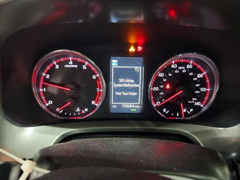 Продажа на аукционе авто 2017 Toyota Rav4, vin: 2T3JFREV3HW652341, номер лота: 64633536