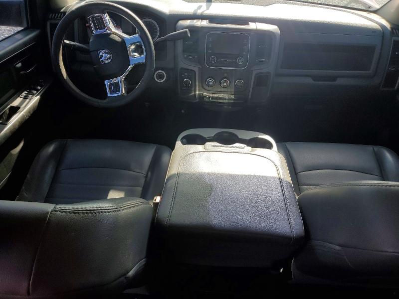 66580306 :رقم المزاد ، 3C6UR5CL4JG160607 vin ، 2018 Ram 2500 مزاد بيع