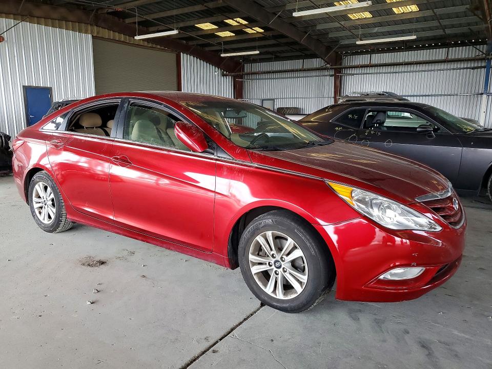 67285146 :رقم المزاد ، 5NPEB4AC3DH762800 vin ، 2013 Hyundai Sonata مزاد بيع