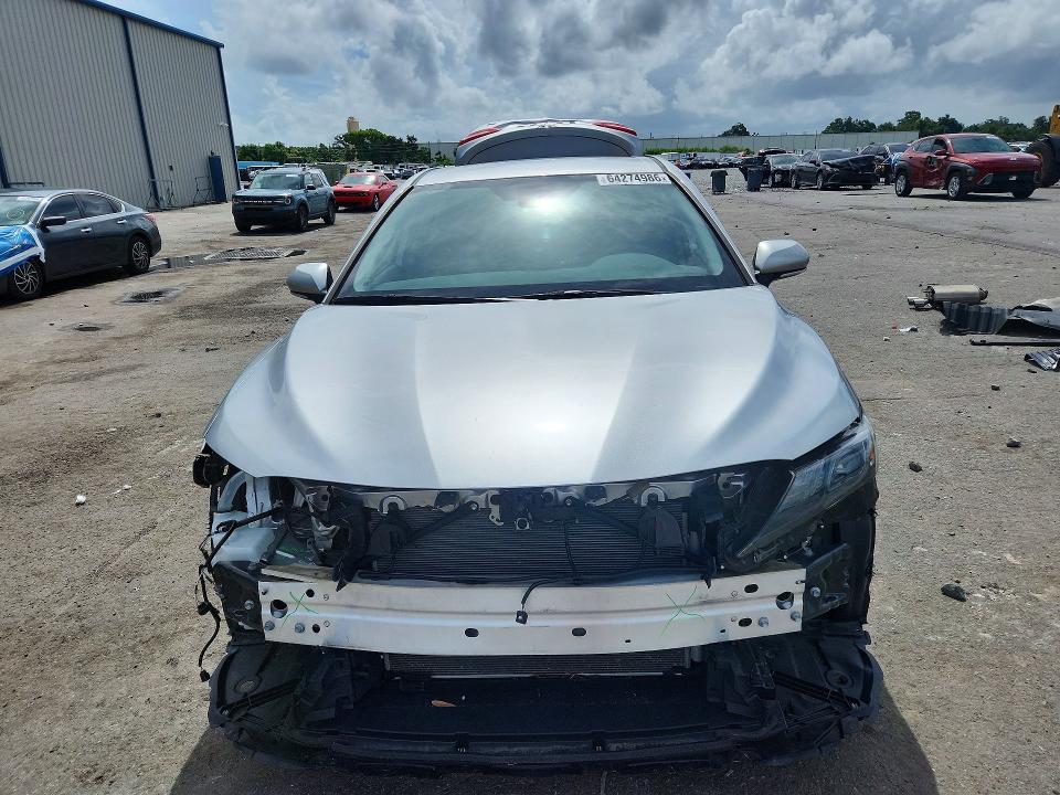 Продажа на аукционе авто 2023 Toyota Camry, vin: 4T1G11AK2PU762276, номер лота: 64274986