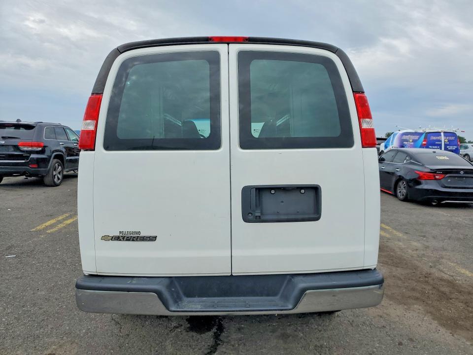 66793066 :رقم المزاد ، 1GCWGAFP7N1277620 vin ، 2022 Chevrolet Express G2500 مزاد بيع
