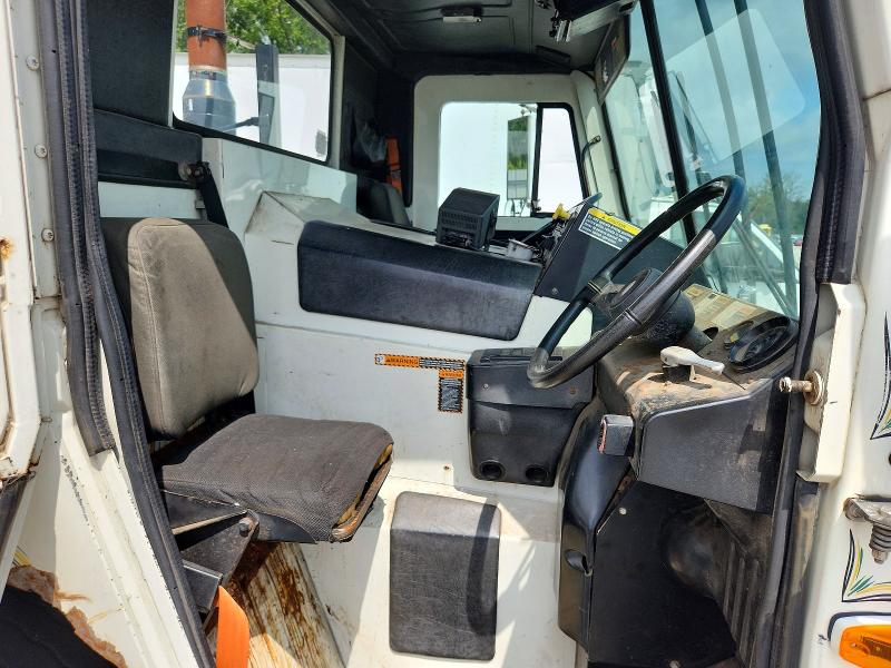 Продаж на аукціоні авто 2002 Mack 600, vin: 1M2AC07C32M006099, номер лоту: 65117676