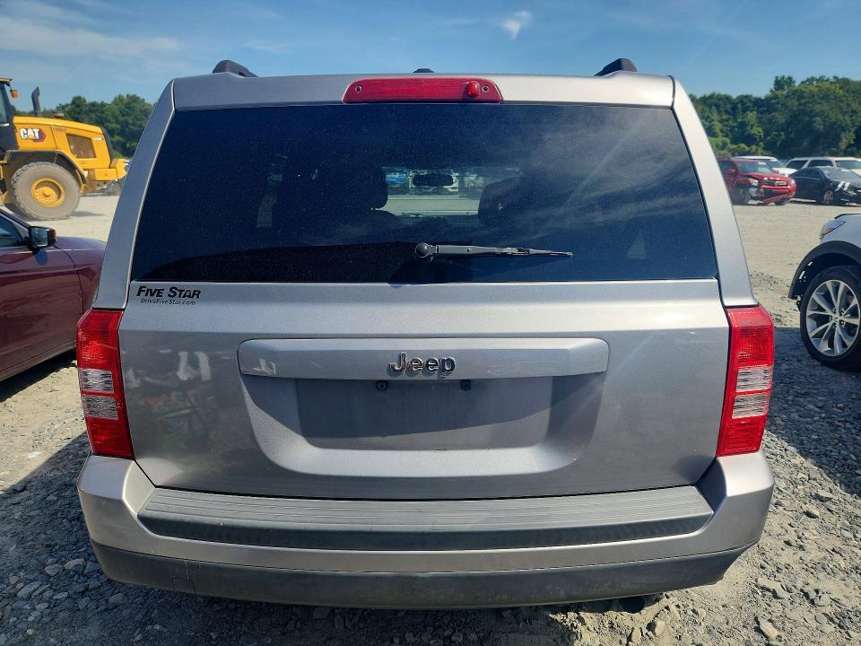 65518196 :رقم المزاد ، 1C4NJPBB0GD604175 vin ، 2016 Jeep Patriot مزاد بيع