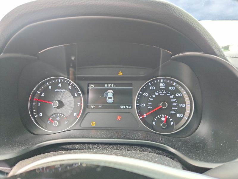65605266 :رقم المزاد ، 3KPF24AD3NE437146 vin ، 2022 Kia Forte مزاد بيع