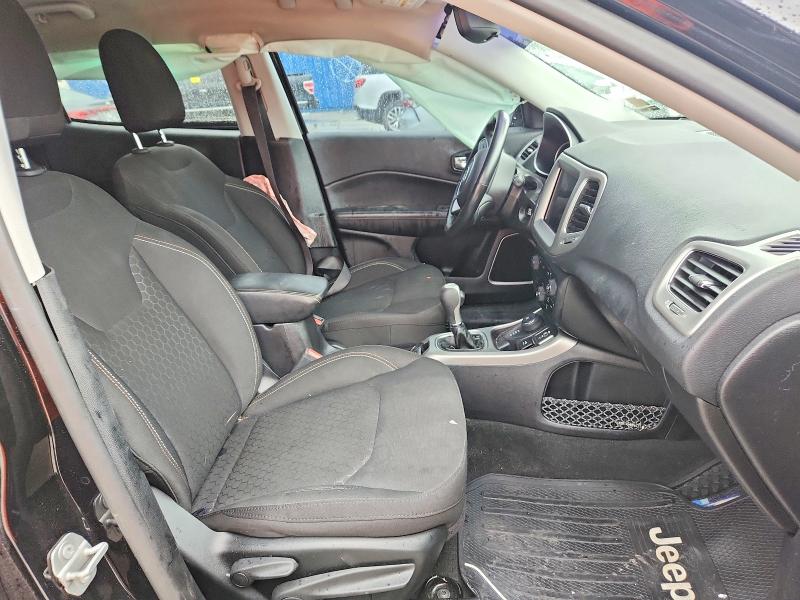 64702076 :رقم المزاد ، 3C4NJDAB5LT174339 vin ، 2020 Jeep Compass مزاد بيع