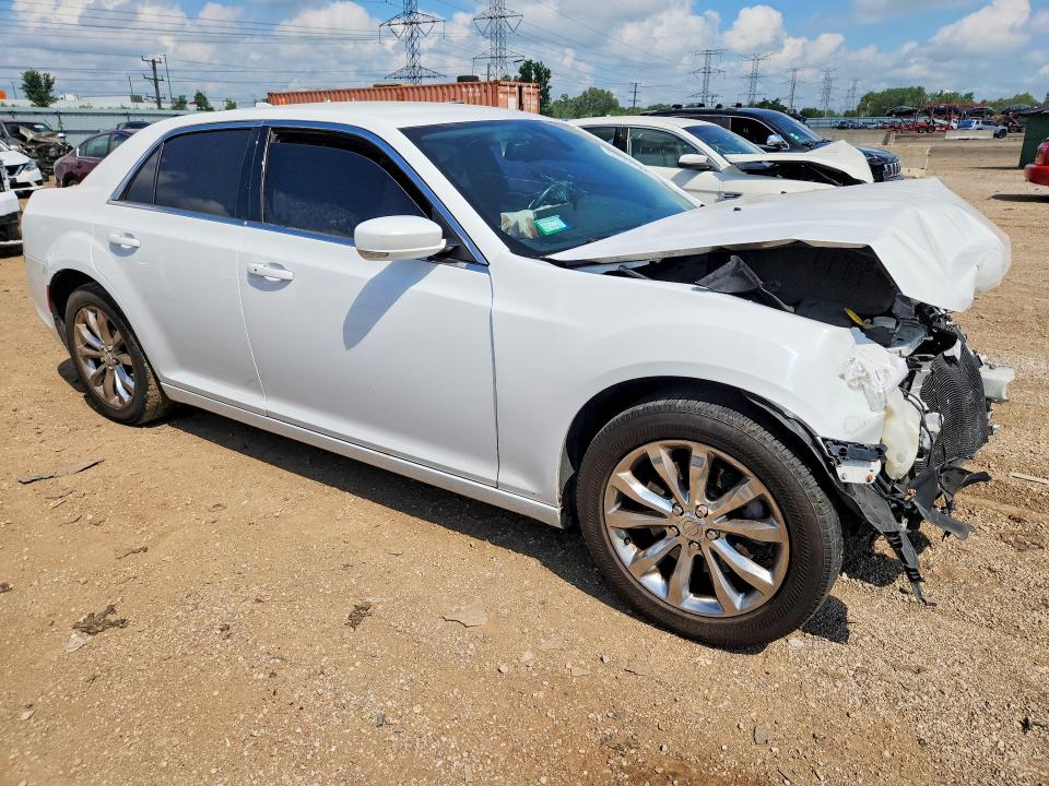 Продаж на аукціоні авто 2015 Chrysler 300, vin: 2C3CCARG9FH923323, номер лоту: 63361506