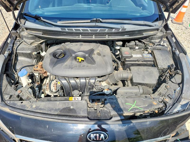 66705236 :رقم المزاد ، 3KPFL4A87HE057876 vin ، 2017 Kia Forte مزاد بيع