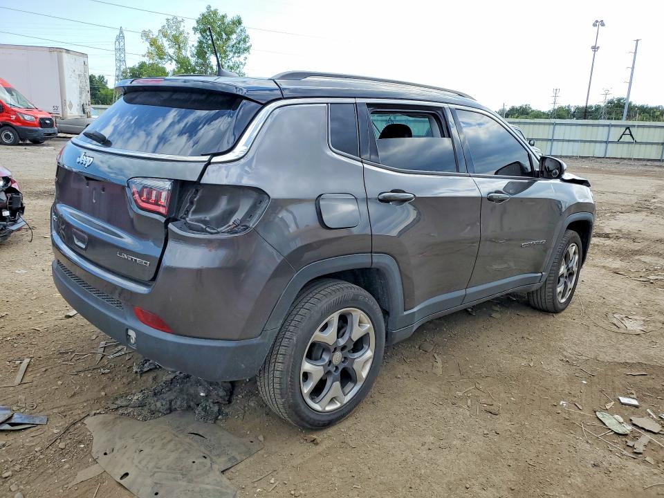 66913486 :رقم المزاد ، 3C4NJDCB6JT395622 vin ، 2018 Jeep Compass مزاد بيع