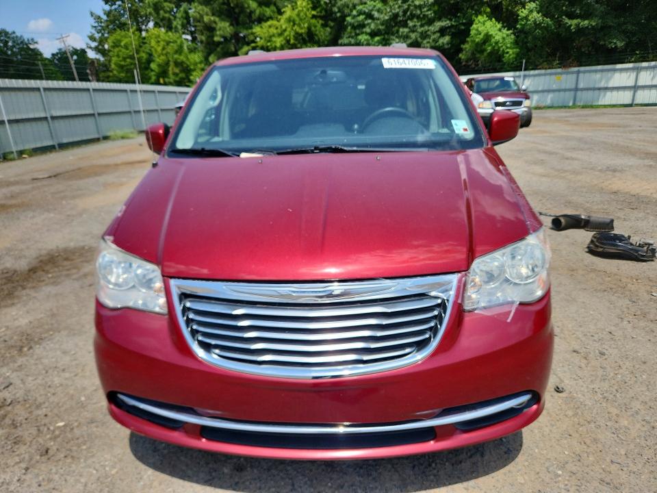 2015 Chrysler Town & Country მანქანა იყიდება აუქციონზე, vin: 2C4RC1BG5FR657390, აუქციონის ნომერი: 61647006