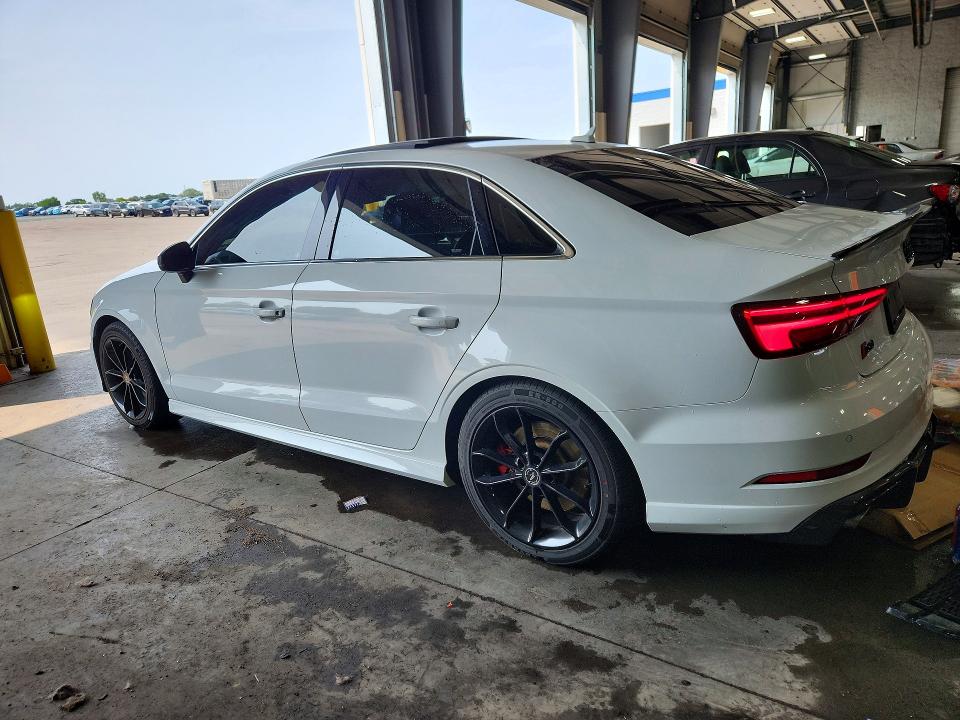 2018 Audi S3 მანქანა იყიდება აუქციონზე, vin: WAUB1GFF3J1007737, აუქციონის ნომერი: 64071236
