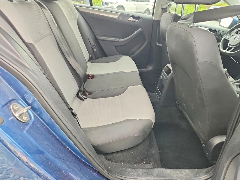 Продажа на аукционе авто 2018 Volkswagen Jetta, vin: 3VW167AJ7JM243898, номер лота: 63690496