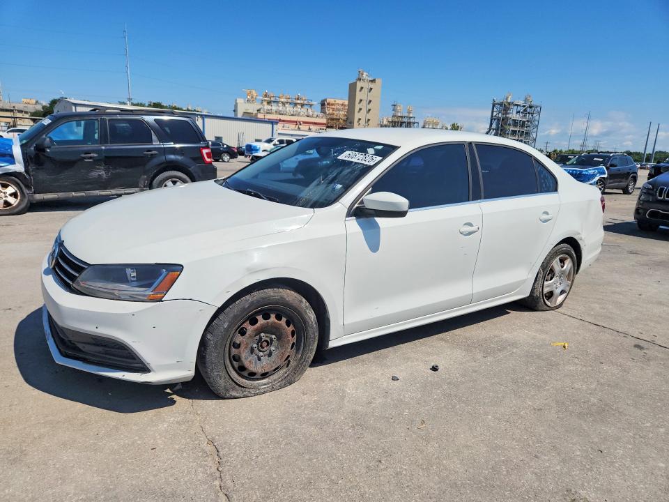 60672826 :رقم المزاد ، 3VW2B7AJ7HM290312 vin ، 2017 Volkswagen Jetta مزاد بيع