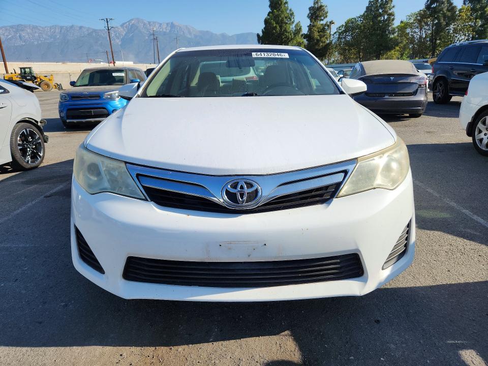 Aukcja sprzedaży 2013 Toyota Camry, vin: 4T1BF1FK3DU284143, numer aukcji: 64132046