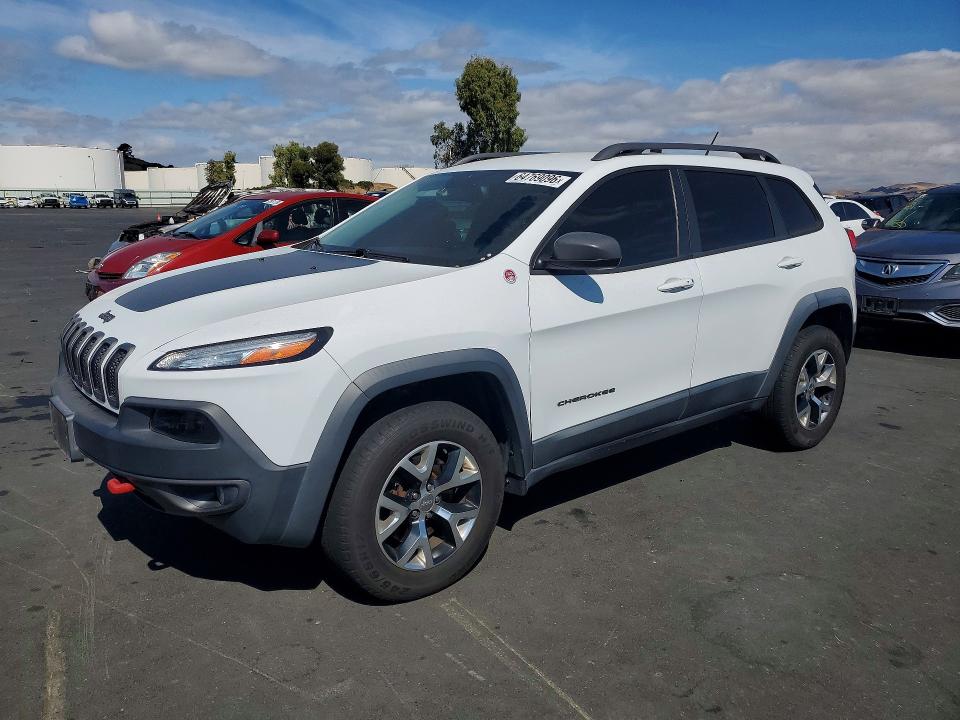 64769096 :رقم المزاد ، 1C4PJMBS6FW728946 vin ، 2015 Jeep Cherokee مزاد بيع
