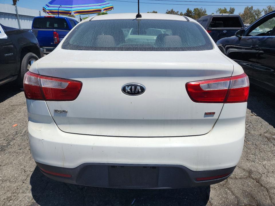 Aukcja sprzedaży 2015 Kia Rio, vin: KNADM4A3XF6433818, numer aukcji: 64020716