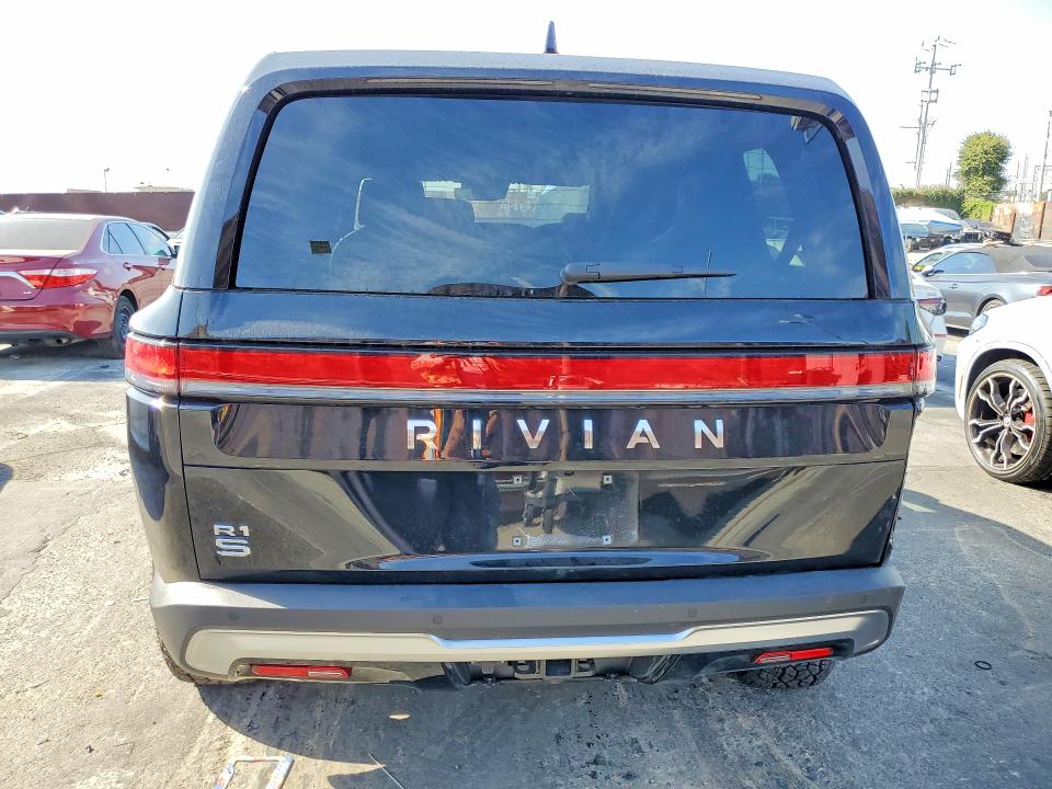 Продаж на аукціоні авто 2026 Rivian R1s, vin: 7PDSGGBA8TN078142, номер лоту: 67032096