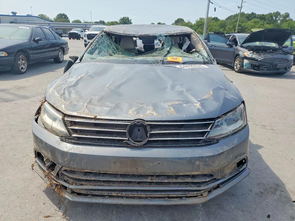 2016 Volkswagen Jetta მანქანა იყიდება აუქციონზე, vin: 3VWB17AJ5GM351948, აუქციონის ნომერი: 64890826