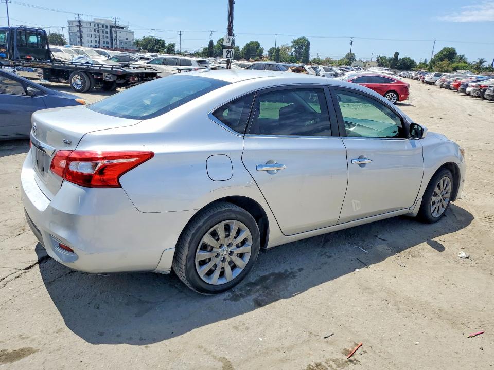 Продажа на аукционе авто 2016 Nissan Sentra, vin: 3N1AB7AP6GY210379, номер лота: 64503296