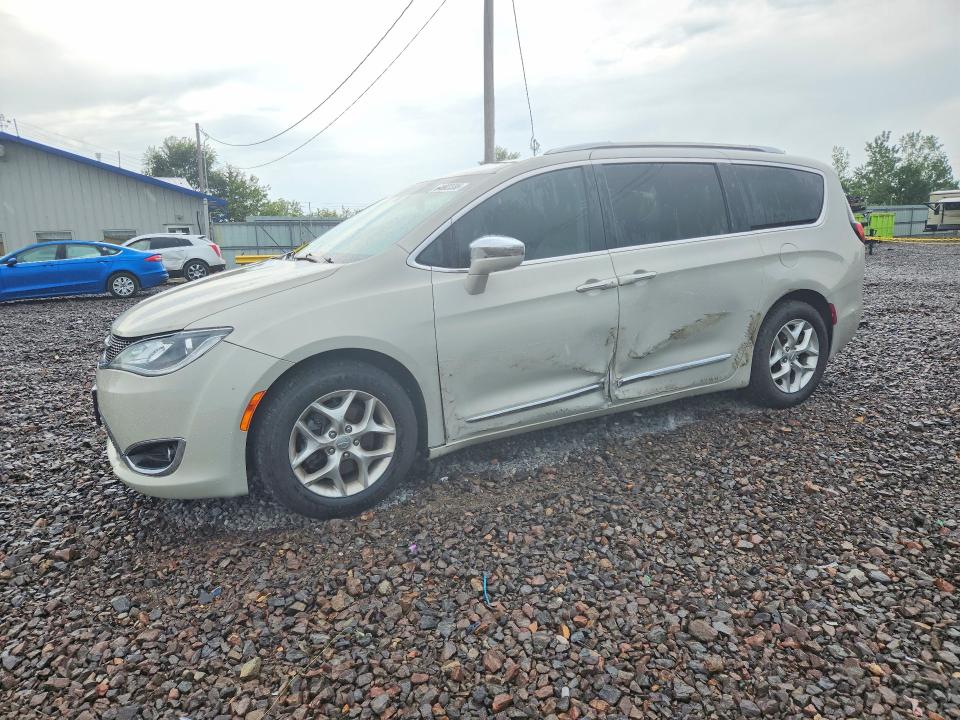 Продажа на аукционе авто 2020 Chrysler Pacifica, vin: 2C4RC1GG1LR156386, номер лота: 64802336